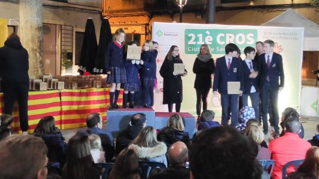 Més de 200 participants i 22 equips reben el reconeixement per la seva actuació al 21è Cros Ciutat de Sant Cugat