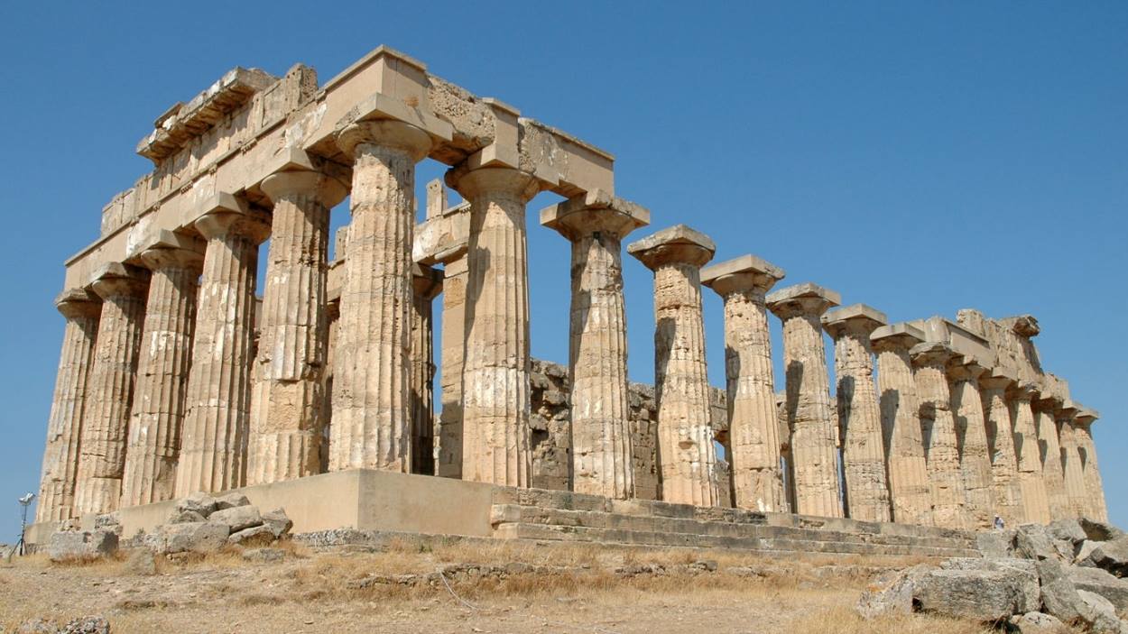 Saps què és la caquistocràcia?