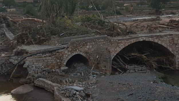 Suport unànime de Sant Cugat a les víctimes de la riuades del 22 d'octubre