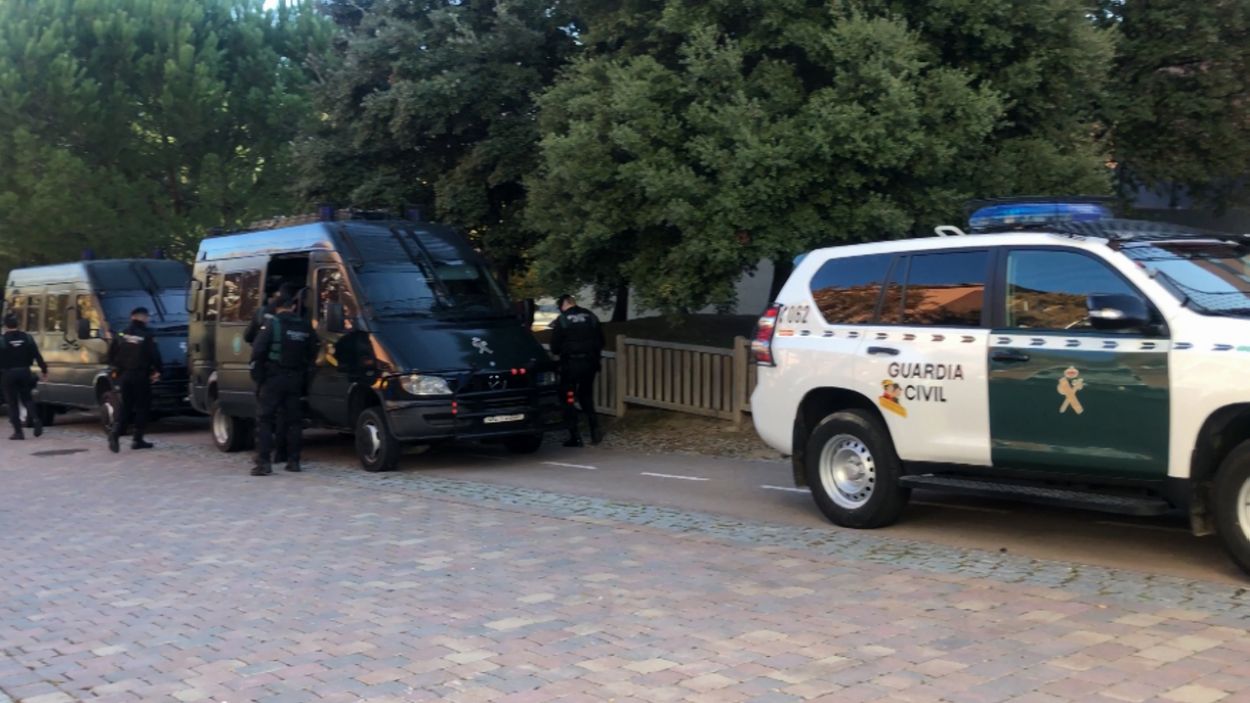 Operatiu de la Guàrdia Civil a Sant Cugat