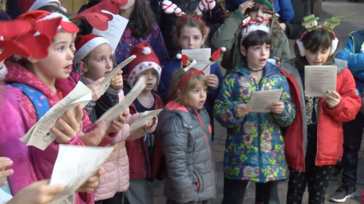 L'esperit nadalenc ressona al bell mig de Sant Cugat