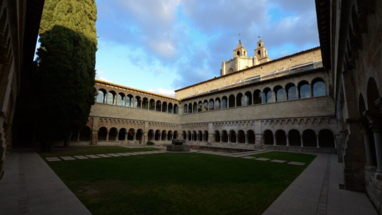 Itinerari guiat al Monestir de Sant Cugat: ‘Oració, treball i poder’ - Imatge destacada