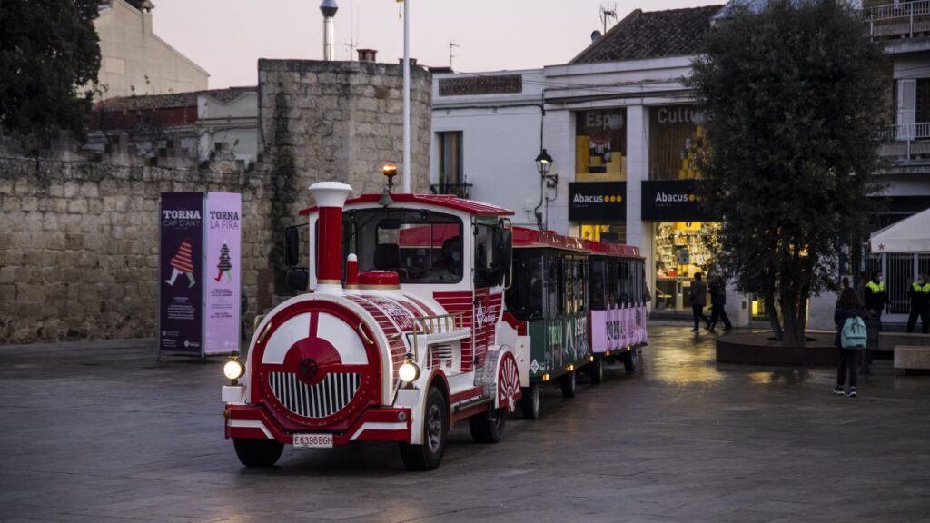 Alt: En marxa el Trenet de Nadal de Sant Cugat