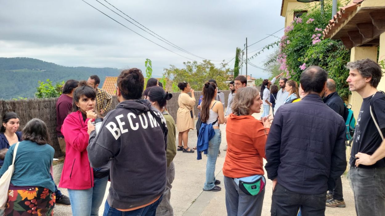 Ajornat el desnonament de dues famílies de la Floresta