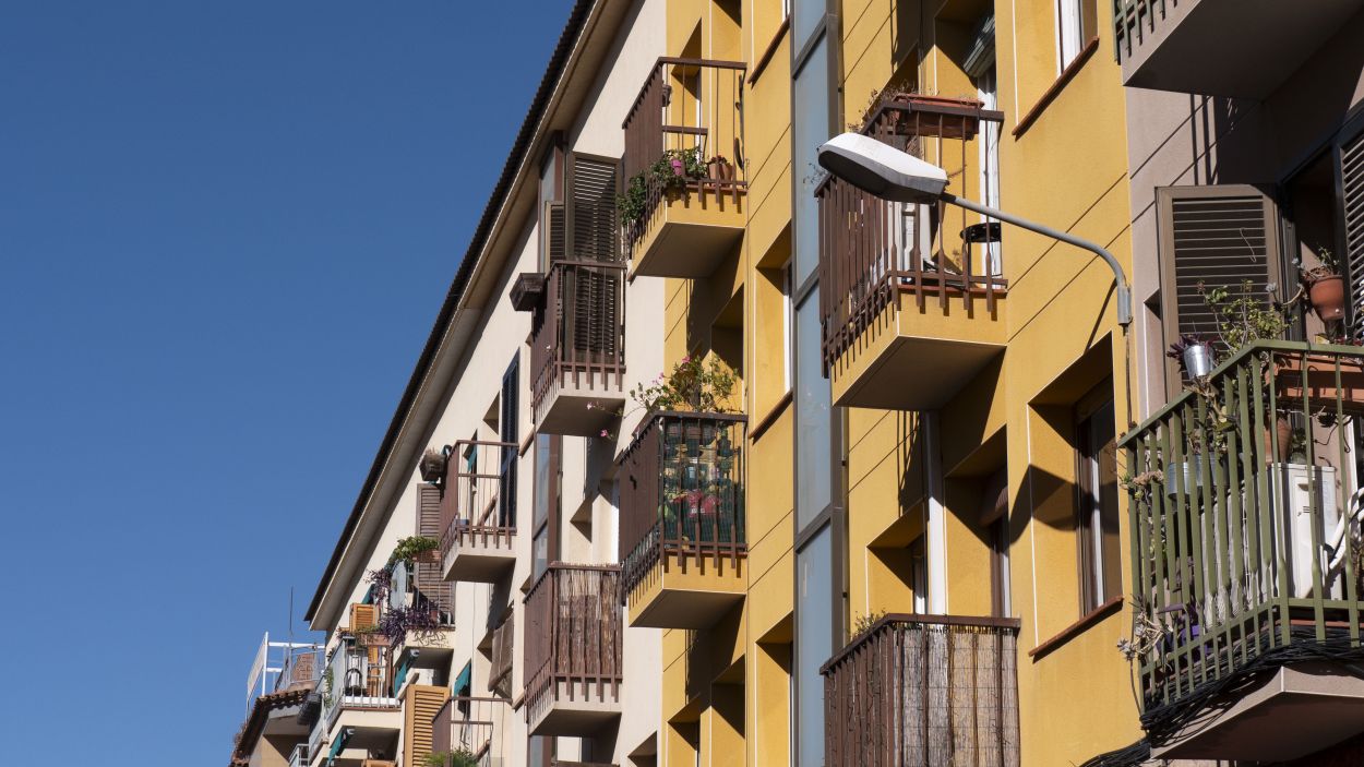 La Generalitat ajudarà joves fins als 30 anys en l'entrada de compra del primer habitatge