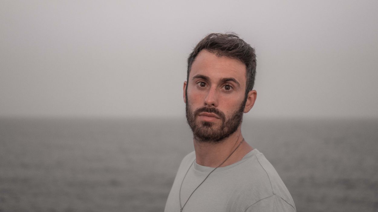 Arnau Blank, de 50% d'Arnau Griso a creador polifacètic en solitari