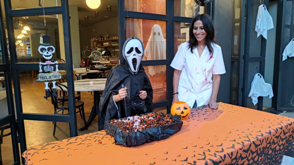 Alt: Sant Cugat s'omple d'activitats per celebrar la Castanyada i el Halloween