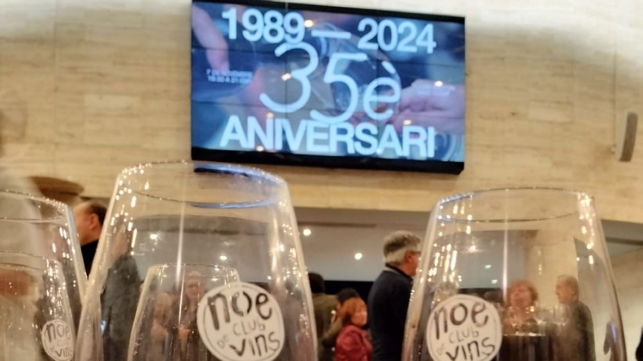 Vins Noé reuneix clients, cellers i amics a Sant Cugat en la festa dels 35 anys