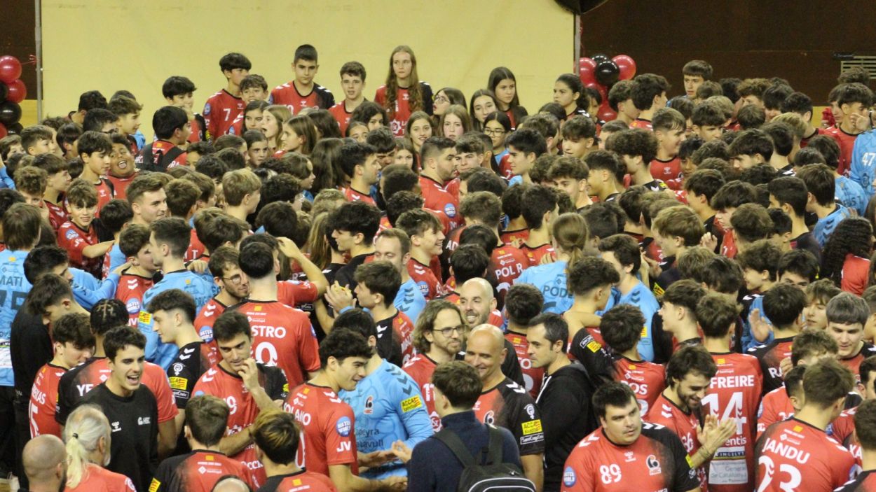 Homenatges pels ascensos i un nou equip de capacitats especials: així arrenca el curs l'Handbol Sant Cugat