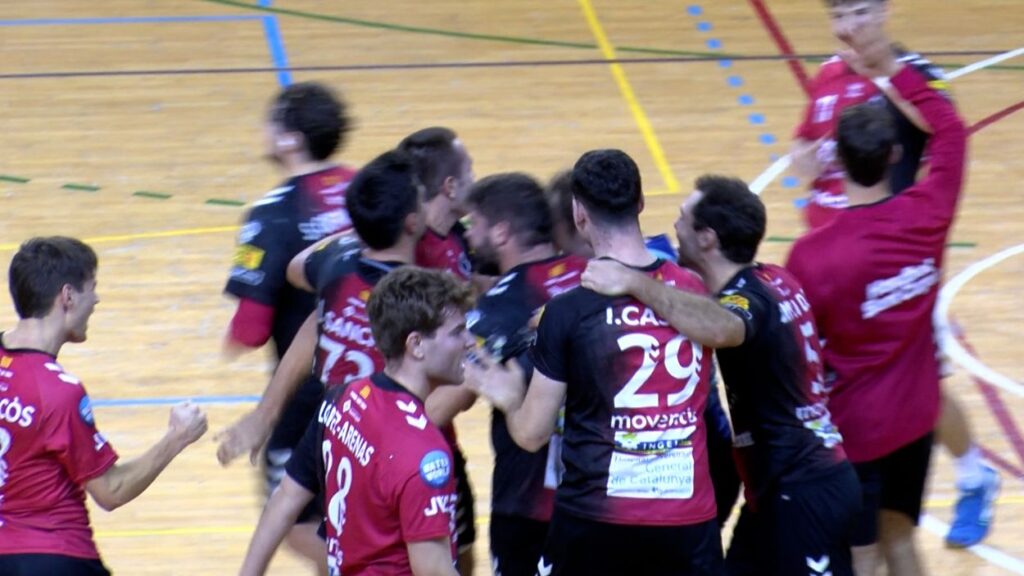 Alt: L'Handbol Sant Cugat tritura el Granollers i se situa líder