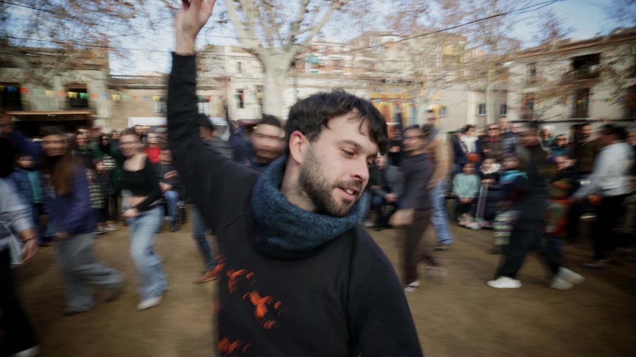 L'Esbart celebra que balla des de fa mig segle: 