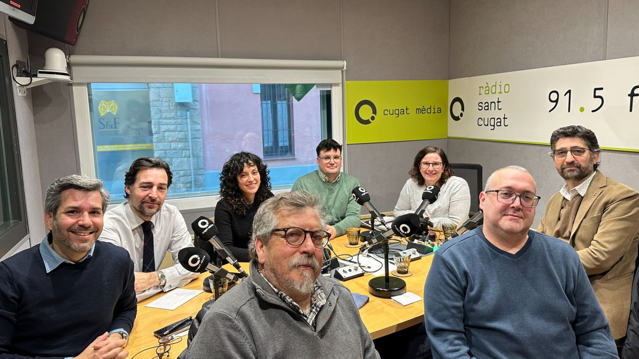 Els grups de l'oposició suspenen la gestió del Govern duta a terme durant 2024