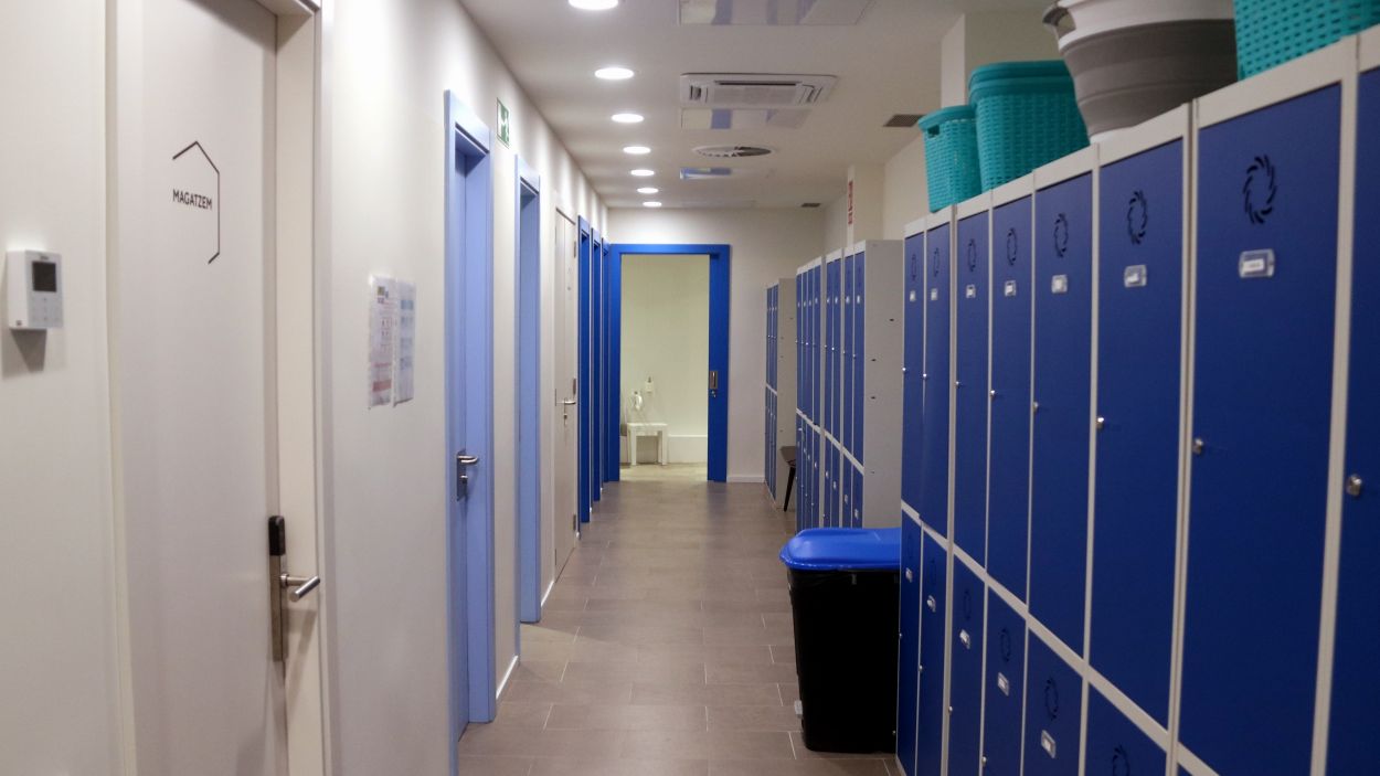 Un centre d'atenció diürna és suficient per a les persones sense llar? En parlem a la tertúlia del 'Faves comptades'