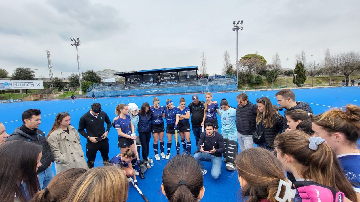 El Junior femení fa un gran partit i es desfà contundentment del CD Terrassa