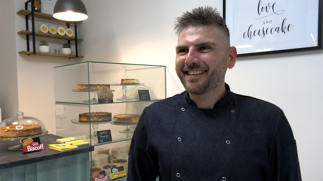 Javier Peñalver, el xef que va deixar l'alta cuina per fer cheesecakes