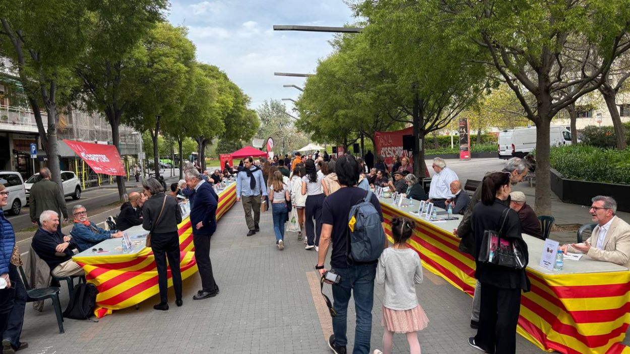 La 12a Taula d'Escriptors del 'Tot Sant Cugat' reuneix una seixantena d'autors locals