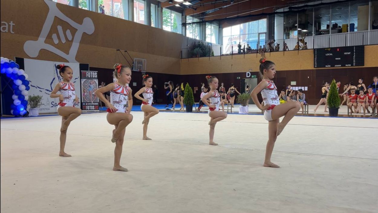 El 5è Trofeu de Gimnàstica Rítmica aplega més de 600 esportistes a Sant Cugat