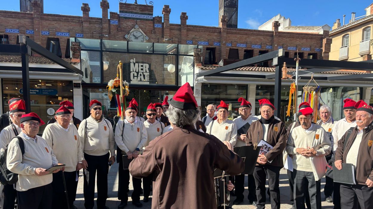 Les caramelles fan vibrar els carrers i places de Sant Cugat