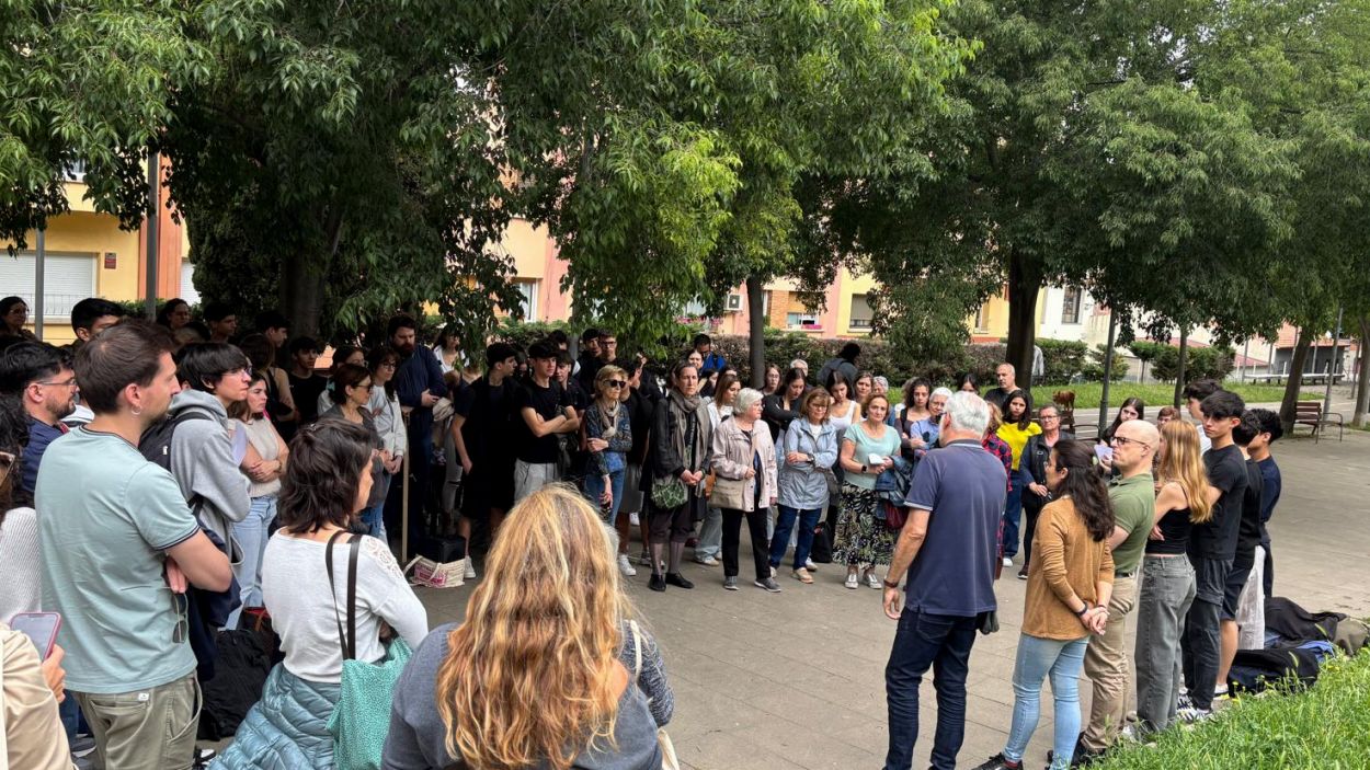 Sant Cugat recorda els deportats als camps nazis amb un itinerari memorial i estendards col·lectius