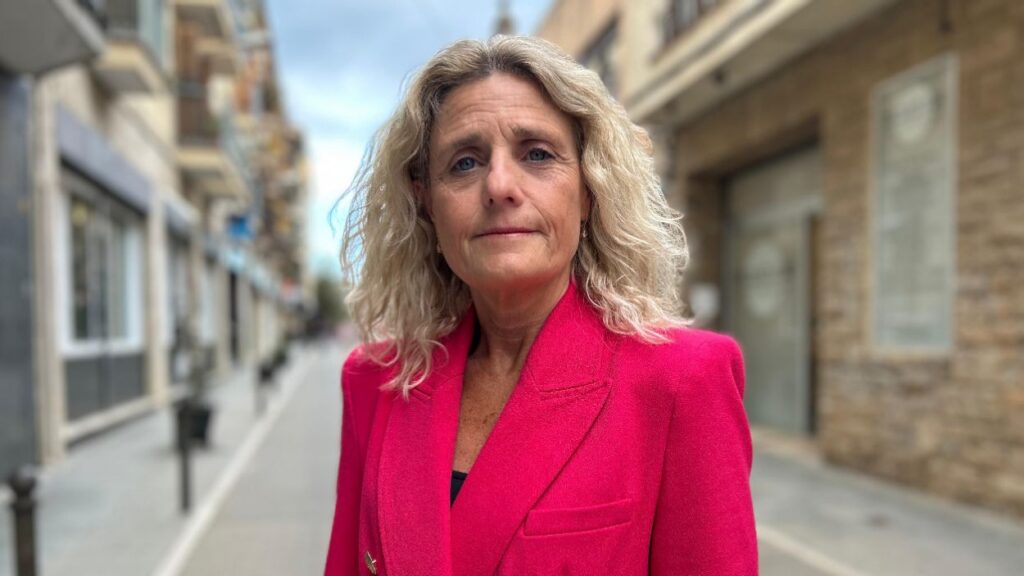 Alt: Cristina Arróniz: ''Les quotes són necessàries per aconseguir la igualtat als càrrecs d'alta direcció, però espero que ben aviat puguin desaparèixer''