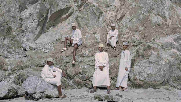 Lumínic: Exposició: 'Ashes of the Arabian's Pearl', de Valentin Valette - Imatge destacada