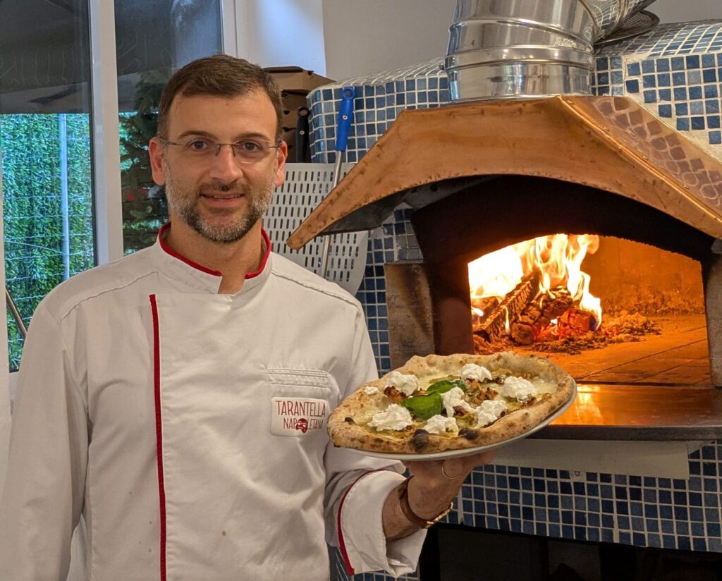 Alt: Tarantella Napoletana, la tradició familiar al plat