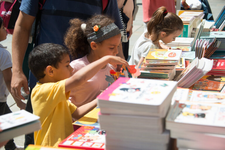 'Vacances de Llibre', festa del llibre del final de curs a Sant Cugat - Imatge destacada