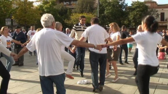 El 41è Aplec Sardanista se celebra aquest dimecres al pav 2 de la Rambla del Celler per risc de pluges