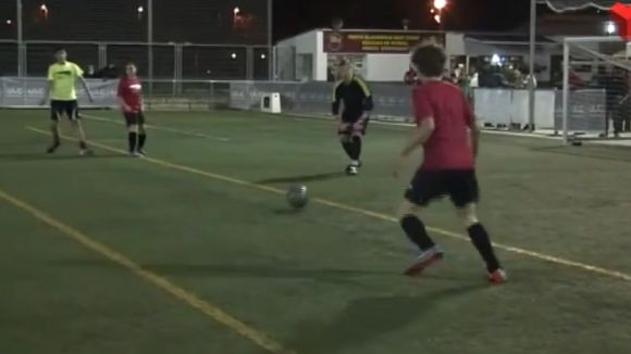 El torneig nocturn mixt de futbol 7 de Sant Cugat protagonitza 'La 7mana Vallès'