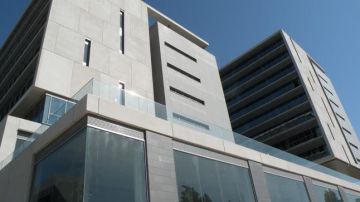 Alt: El parc empresarial @ SantCugat desafia la crisi i obre 50.000 metres quadrats d'oficines