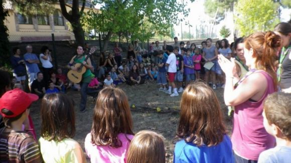 Alt: La Floresta continua la Festa Major amb el pregó del Cau