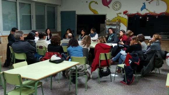 Les AMPA i les direccions escolars rebutgen el concurs del servei menjador