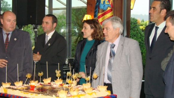 La Penya fa 34 anys i ho celebra en companyia de socis, penyistes i autoritats