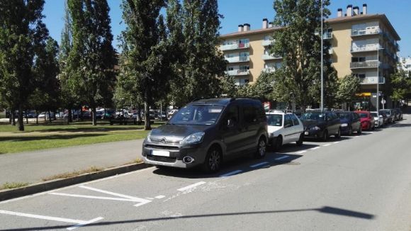 L'àrea verda d'aparcament entrarà en servei el 30 d'abril en cinc barris de Sant Cugat