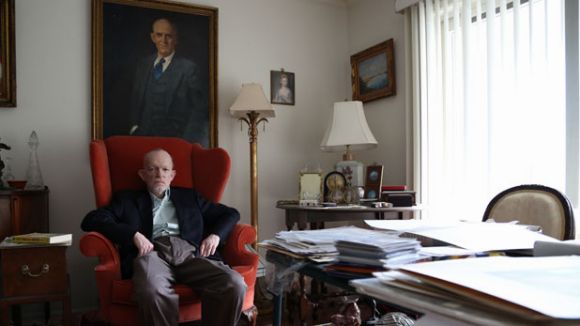 Els Amics de la Unesco apropen avui la història del falsificador d'art Mark Landis