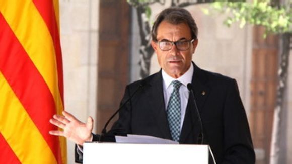 El ple de Sant Cugat dóna suport als encausats pel 9N