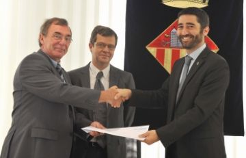 Alt: Asepeyo premia la baixa sinistralitat laboral de l'Ajuntament registrada durant el 2009