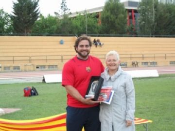 Alt: Rovira busca superar els 18 metres