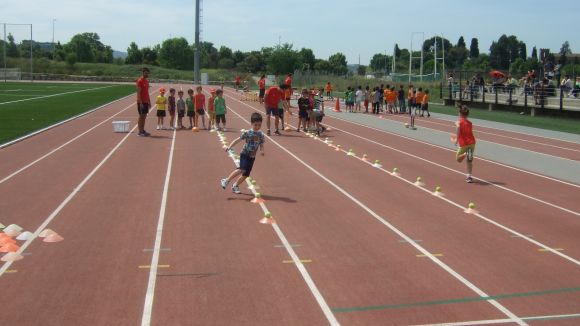 La promoció de l'atletisme i del rugbi enganxa nous adeptes a la Guinardera