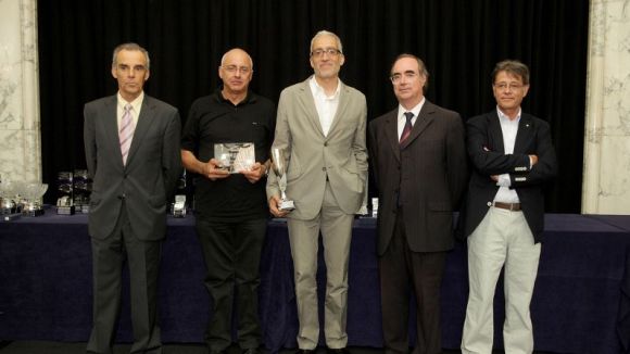 L'atletisme santcugatenc aixeca cinc guardons a la Nit de l'Atletisme Català