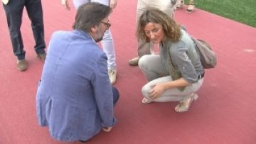 Conesa: 'El projecte inicial contempla el camp de gespa, però la subvenció va ser per les pistes'