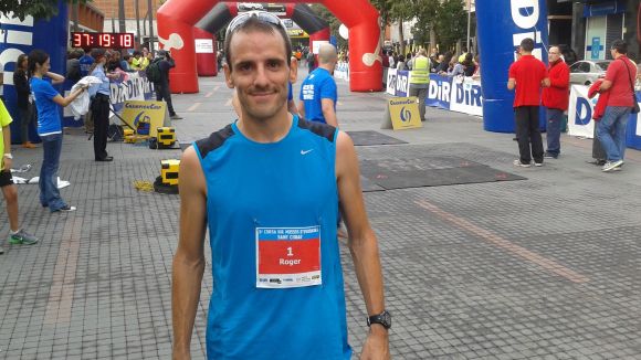 Roger Roca i Carla Bertos guanyen la 5a Cursa DiR-Mossos d'Esquadra