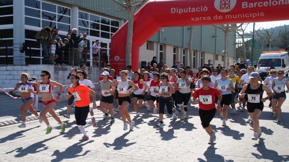 Els clubs esportius de Valldoreix es presenten durant la Festa Major