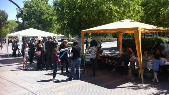 Sant Cugat acull avui una taula informativa sobre el Parkinson