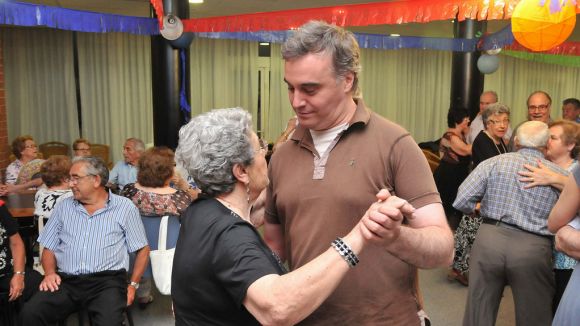 El Ball d'Avis porta la Festa Major a la Residència Sant Cugat