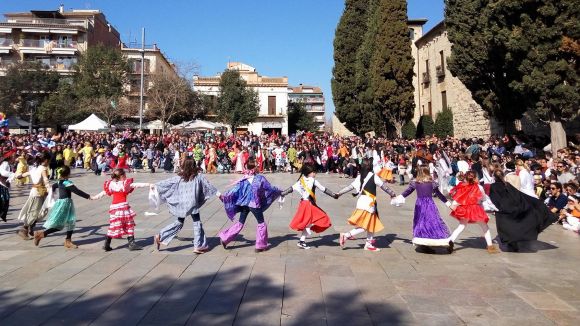 El Carnaval infantil omple els carrers de Sant Cugat amb una rua i Gitanetes multitudinàries
