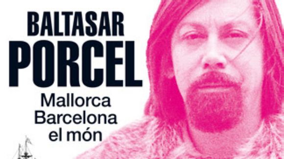 Una mostra al Palau Robert recorda el món literari i la personalitat de Porcel