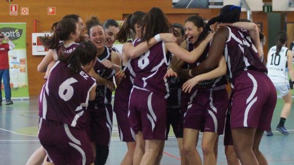 Itziar Llobet vol pujar a la màxima categoria del bàsquet estatal amb el Sant Adrià