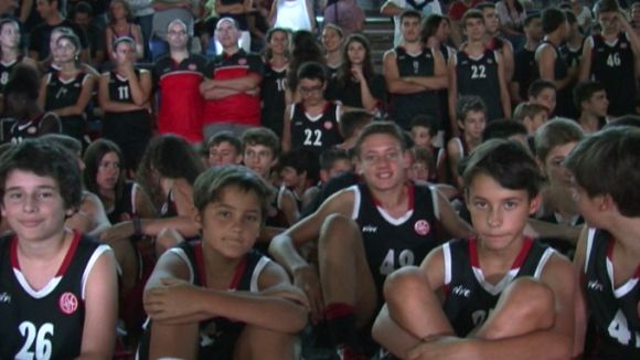 La UESC supera els 400 jugadors entre les seccions del  bàsquet i tennis taula per aquesta temporada