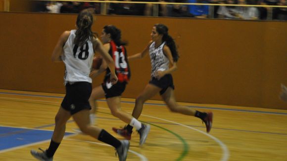 La UESC femenina i el CN Sabadell es juguen la permanència en un duel directe